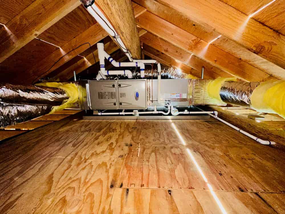UV Light Installation & Replacement image